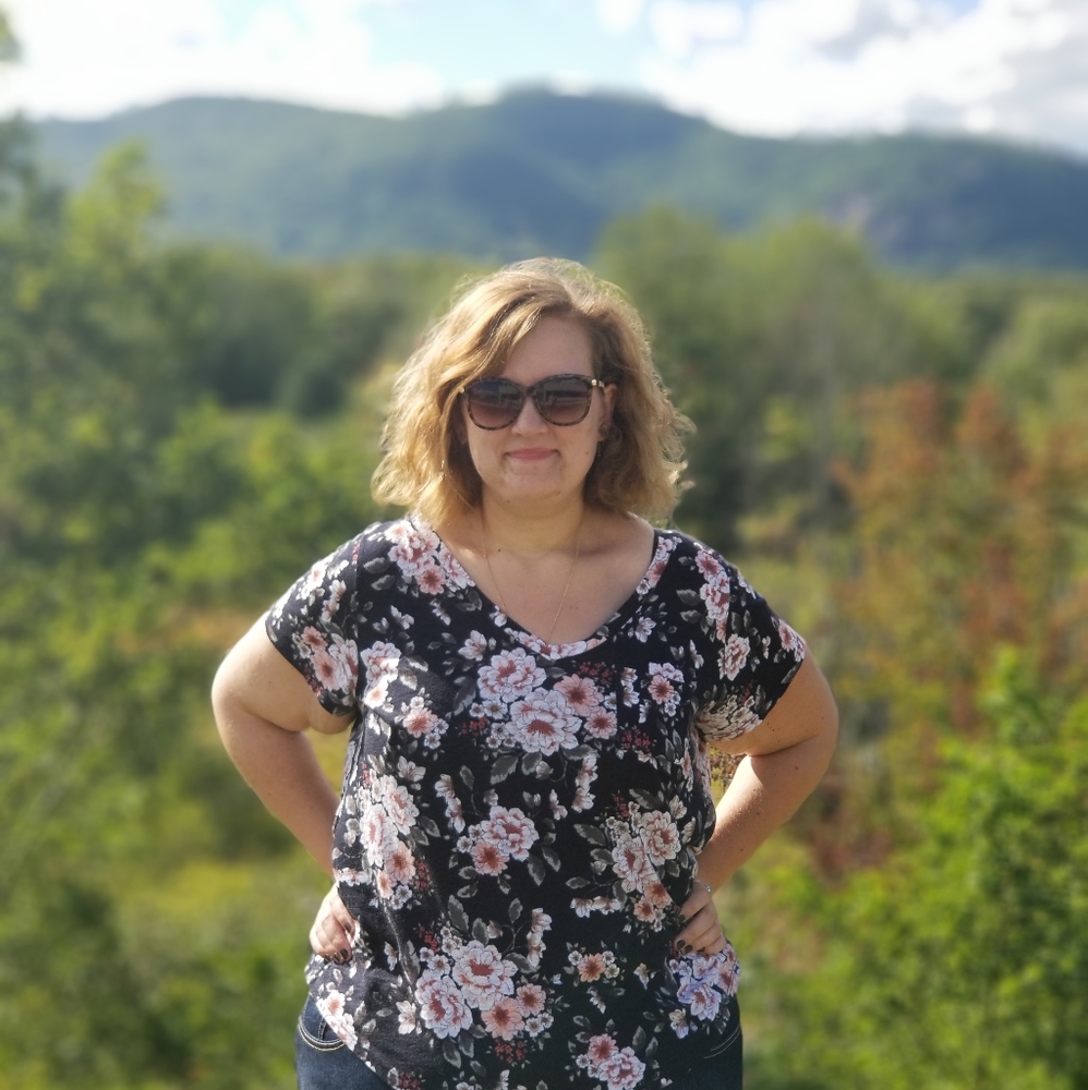 Meet your Posher, Jacqueline